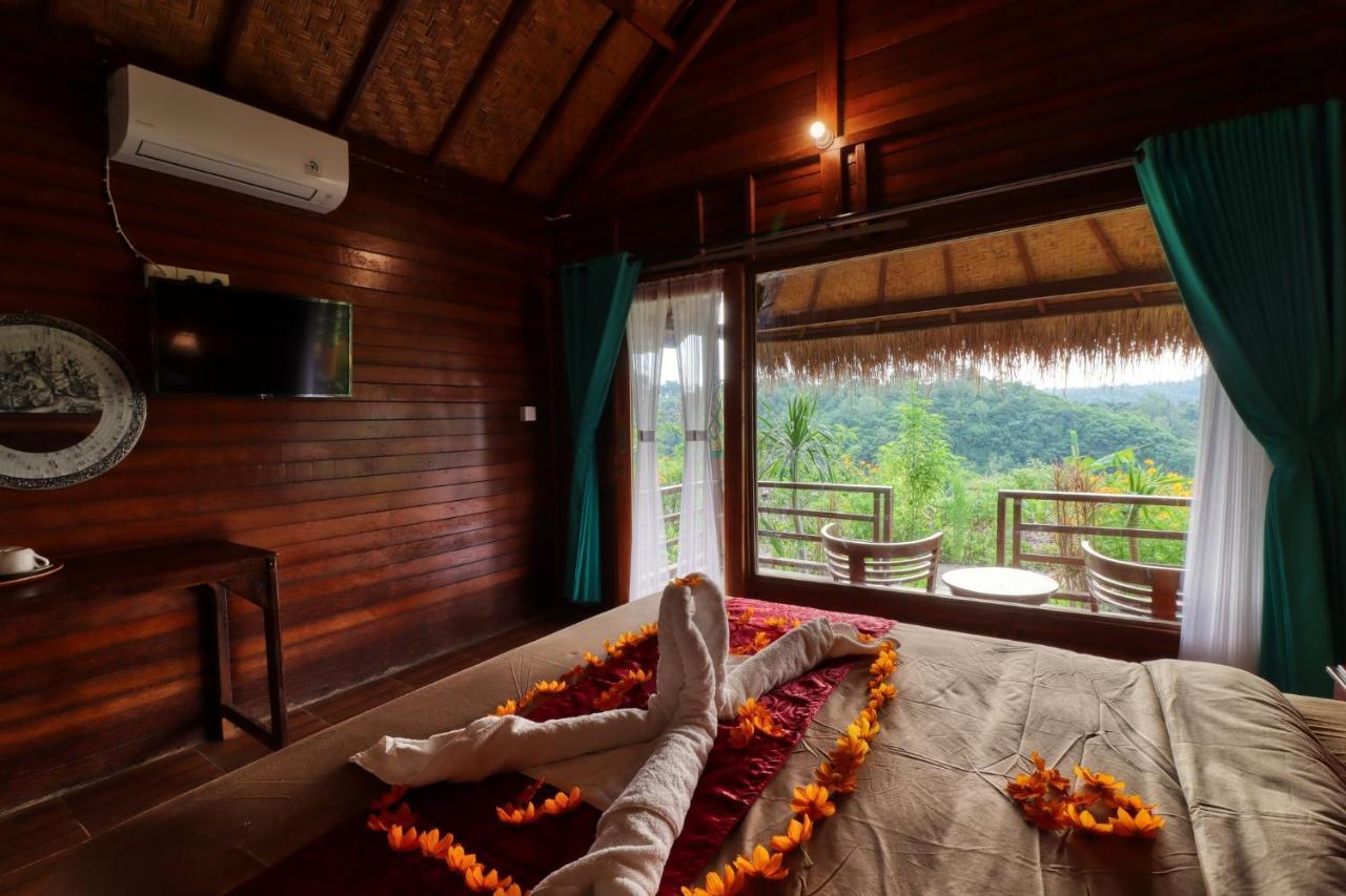 Ayu Hill Bungalows Toyapakeh Exterior photo