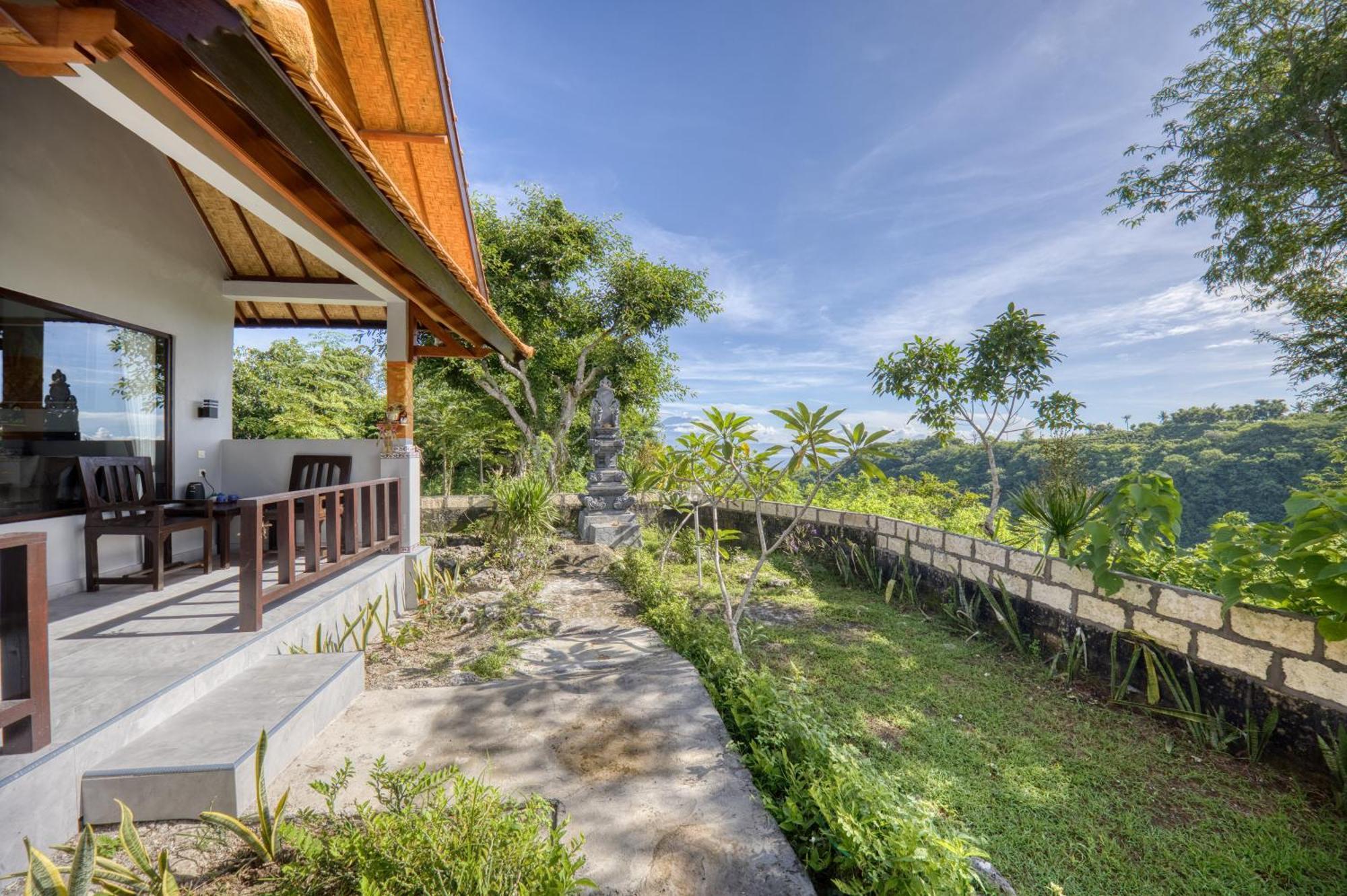 Ayu Hill Bungalows Toyapakeh Room photo