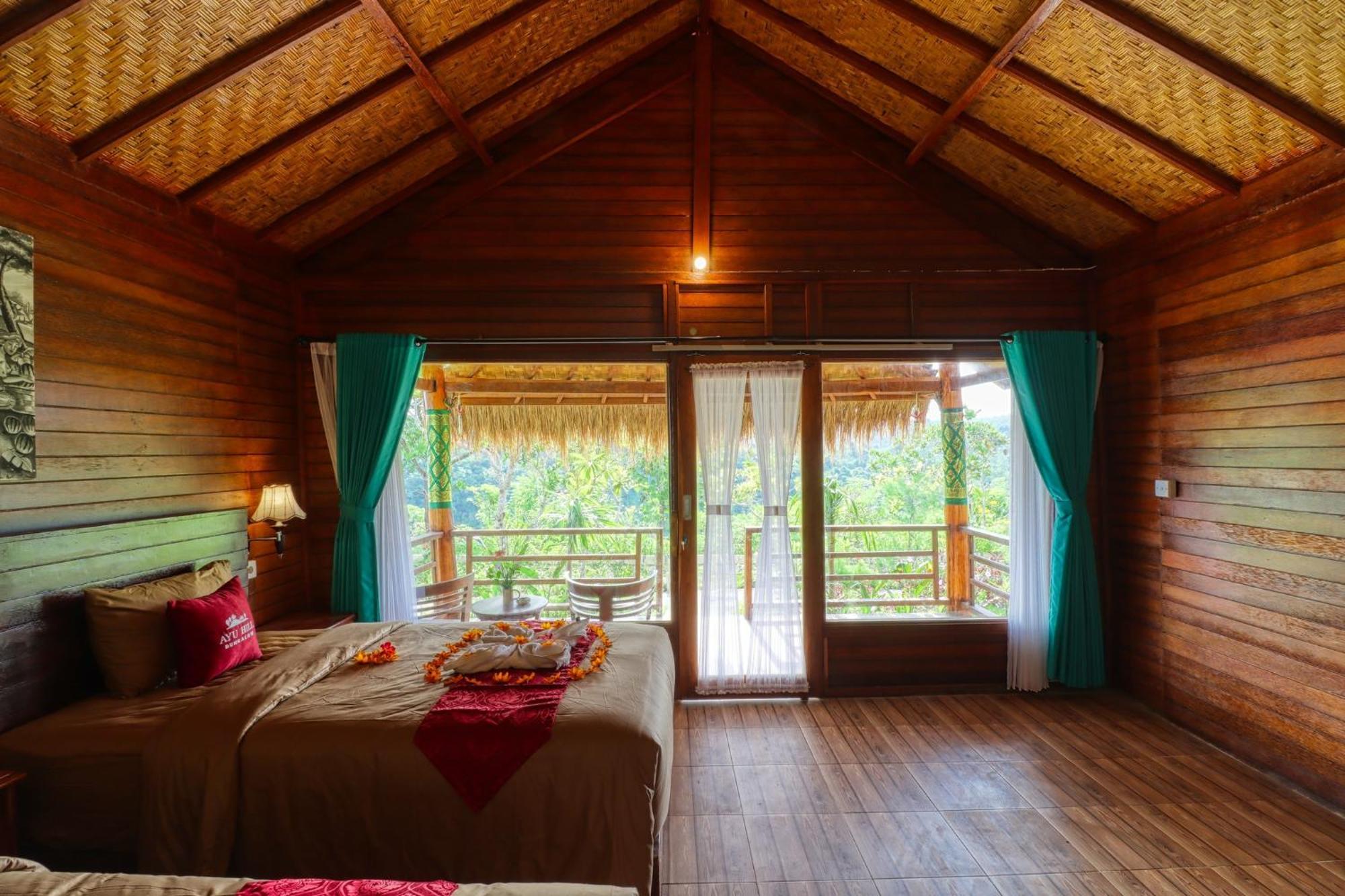 Ayu Hill Bungalows Toyapakeh Exterior photo