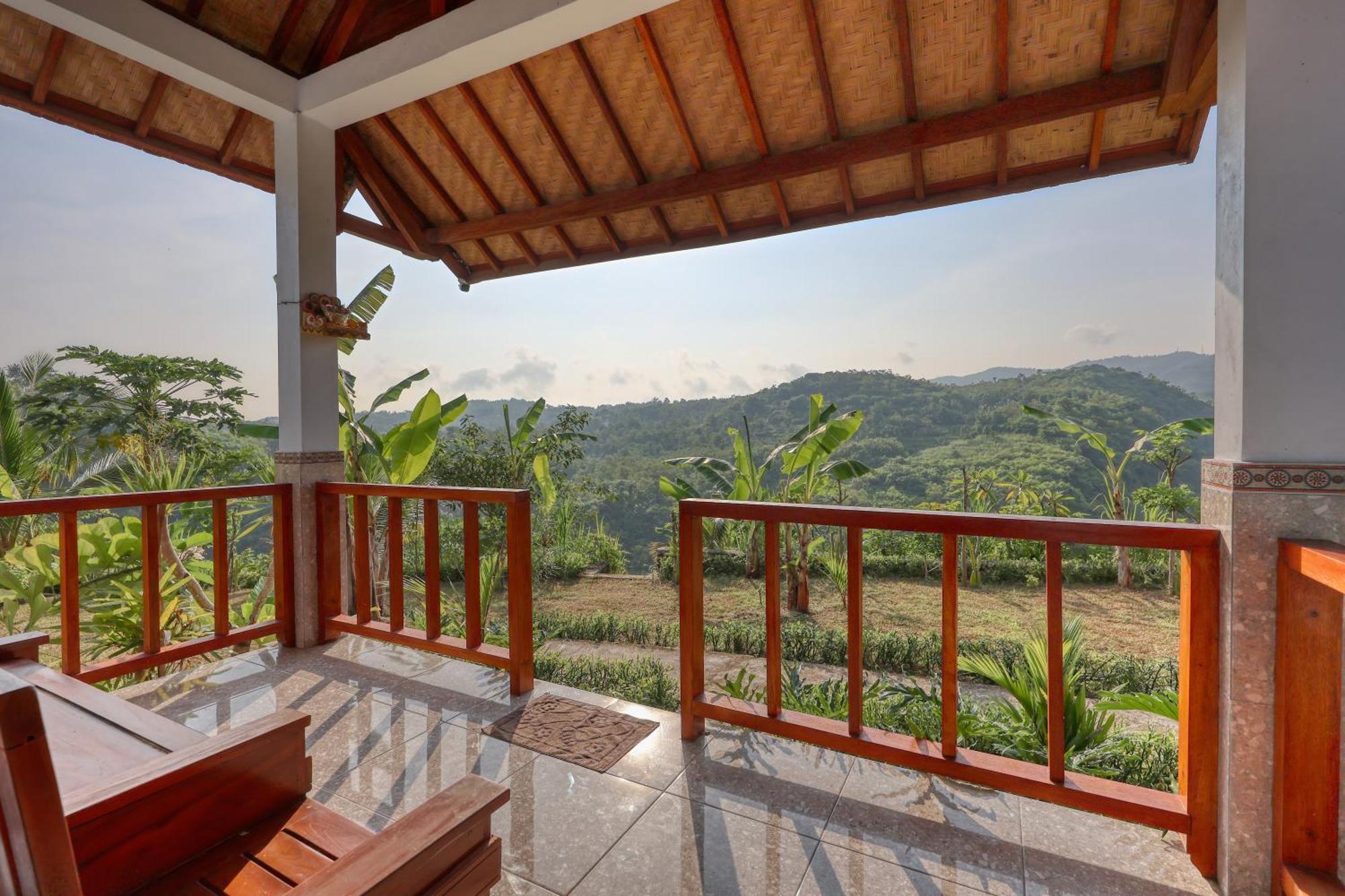 Ayu Hill Bungalows Toyapakeh Exterior photo